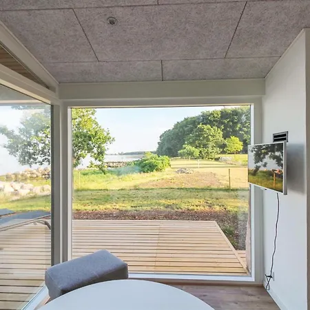 Semesterbostad Sasser - 10m From The Sea By Interhome
