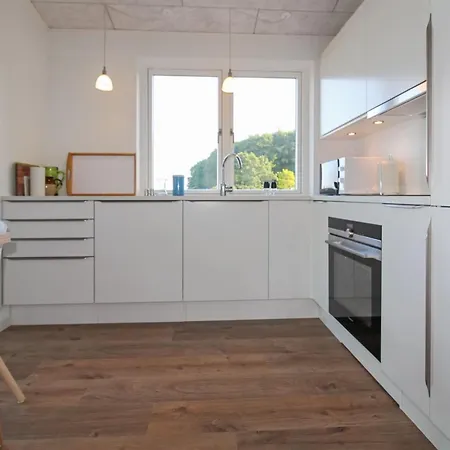 Semesterbostad Sasser - 10m From The Sea By Interhome Oure
