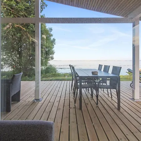 Sasser - 10m From The Sea By Interhome Semesterbostad Oure